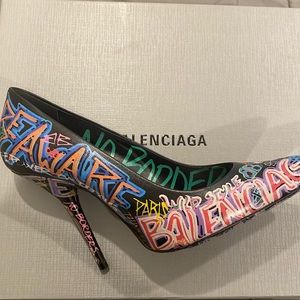Balenciaga Women’s Black (Multicolor Noir) Graffiti Pumps